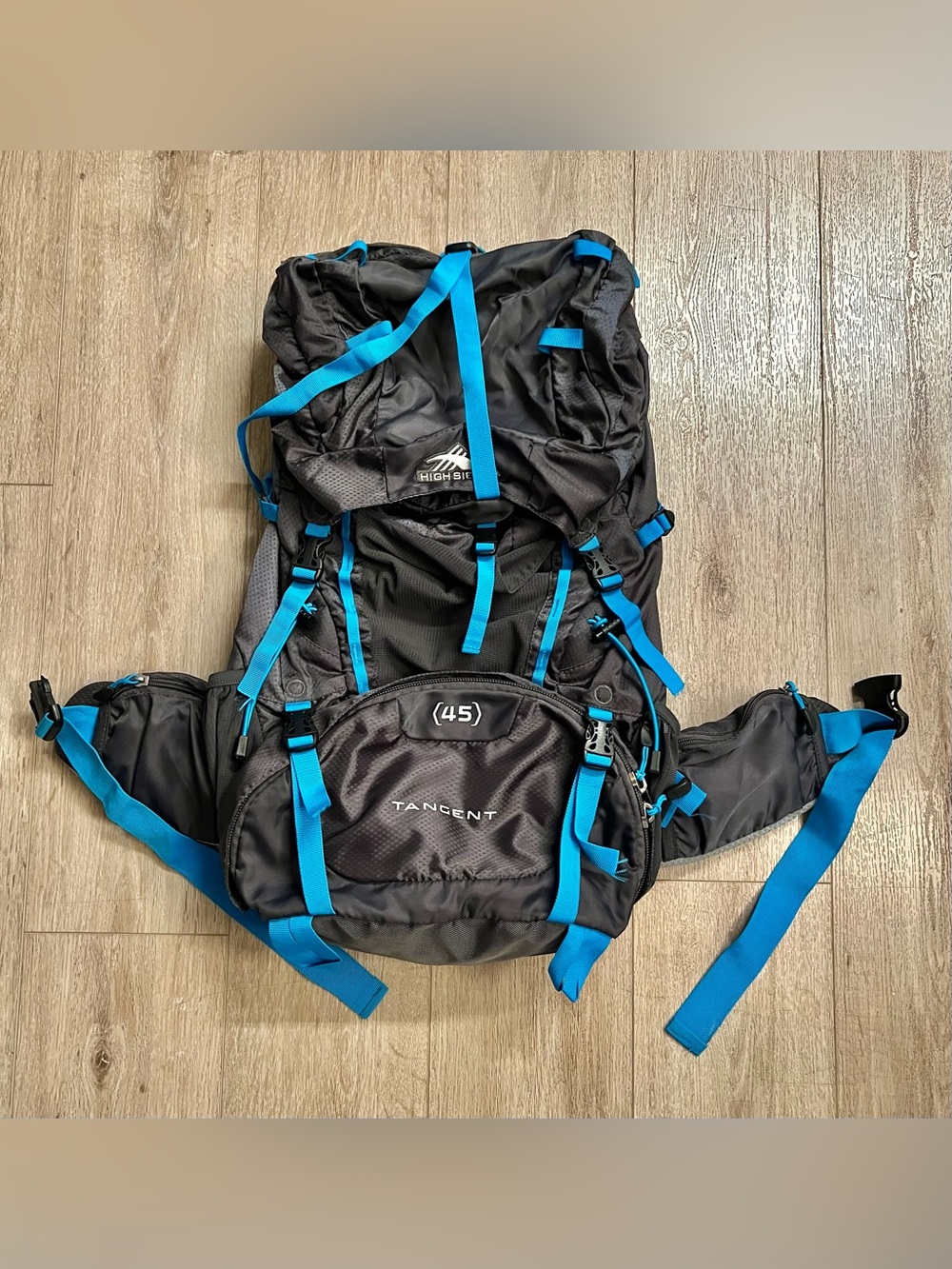 High Sierra 45-Liter Hiking Backpack